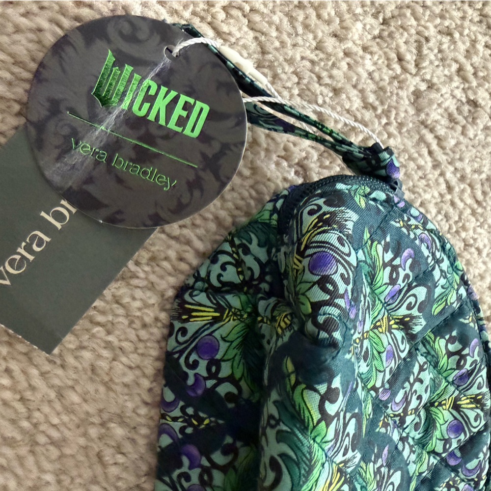 NWT Vera Bradley Wicked Cosmetic Bag - Bewitching Green - Picture 3 of 3